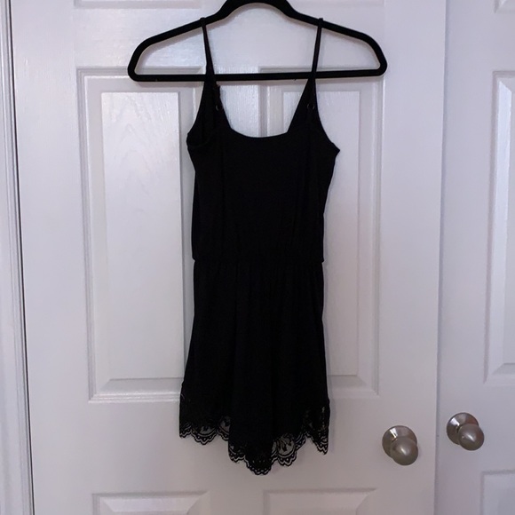 TOPSHOP Black Lace Romper - Picture 3 of 4